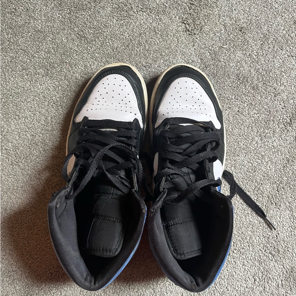 Men’s size 8 Nike air Jordan’s